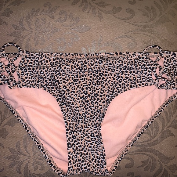 Target Bikini - Picture 3 of 3